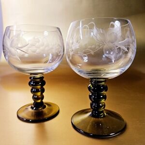 *German Roemer Wine Cordial Glasses Etched Grape Green Beehive Stem MCM Set of 2